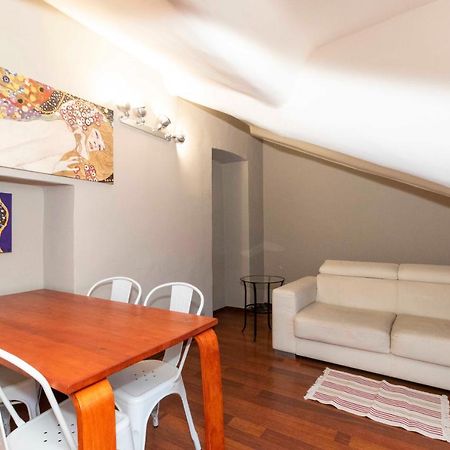 San Salvario Apt With Balcony ตูริน ภายนอก รูปภาพ