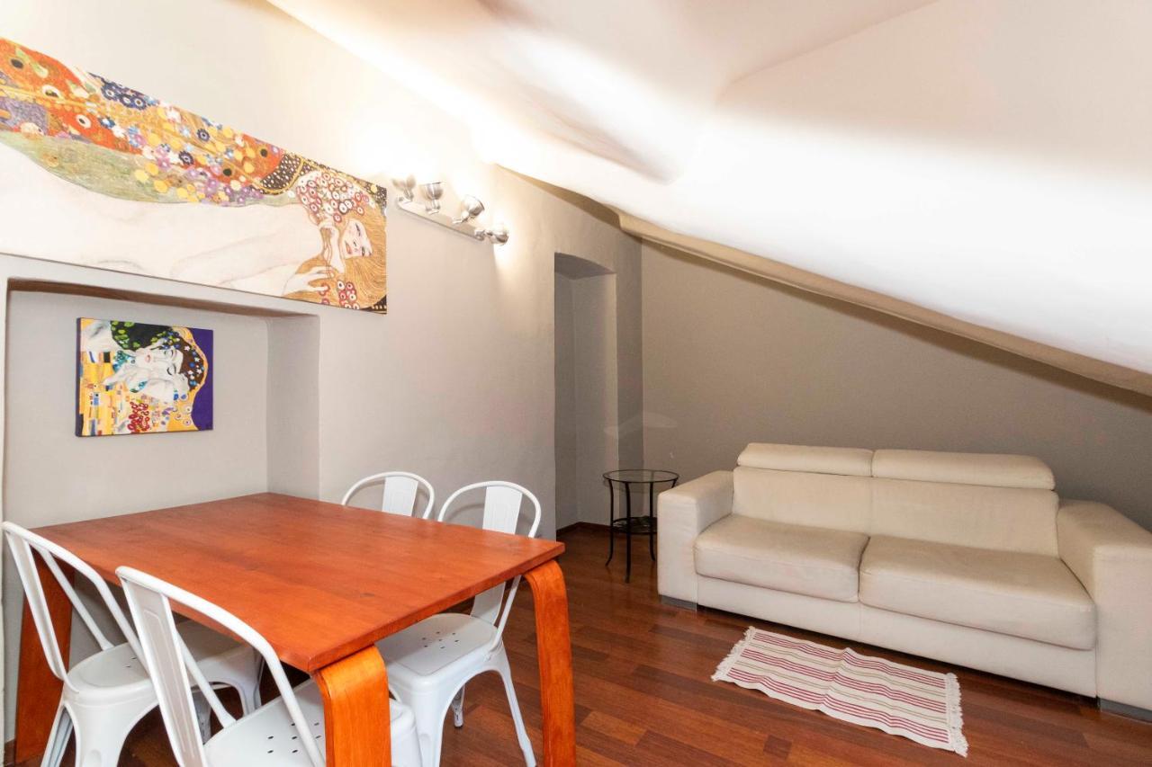 San Salvario Apt With Balcony ตูริน ภายนอก รูปภาพ