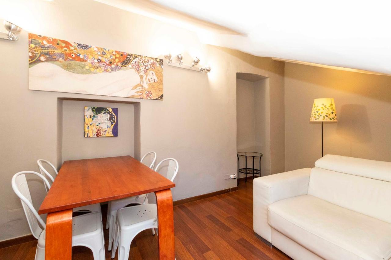 San Salvario Apt With Balcony ตูริน ภายนอก รูปภาพ