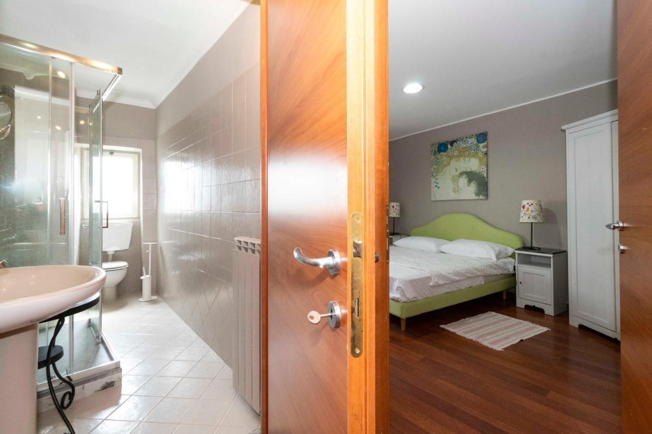 San Salvario Apt With Balcony ตูริน ภายนอก รูปภาพ