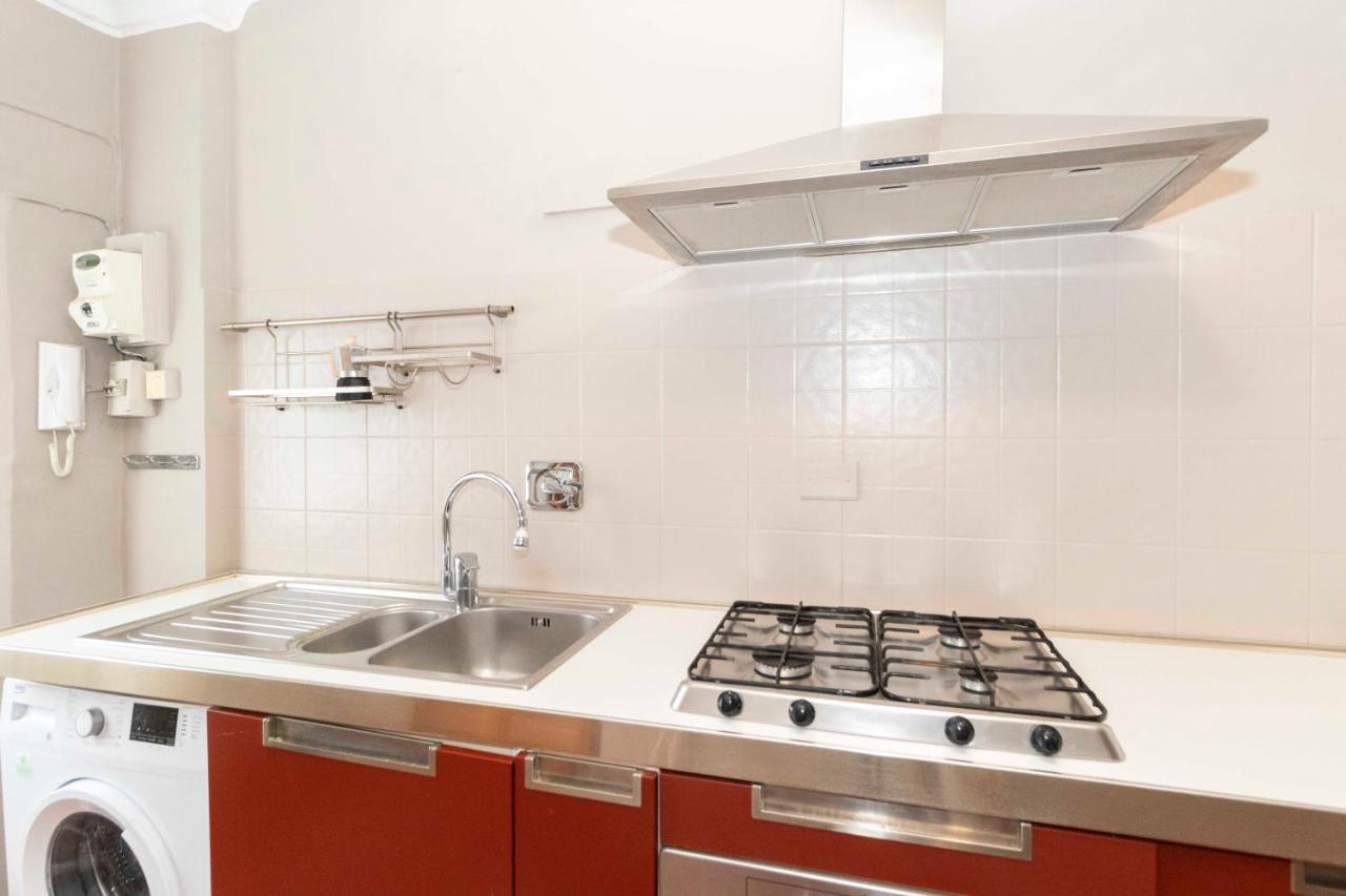 San Salvario Apt With Balcony ตูริน ภายนอก รูปภาพ
