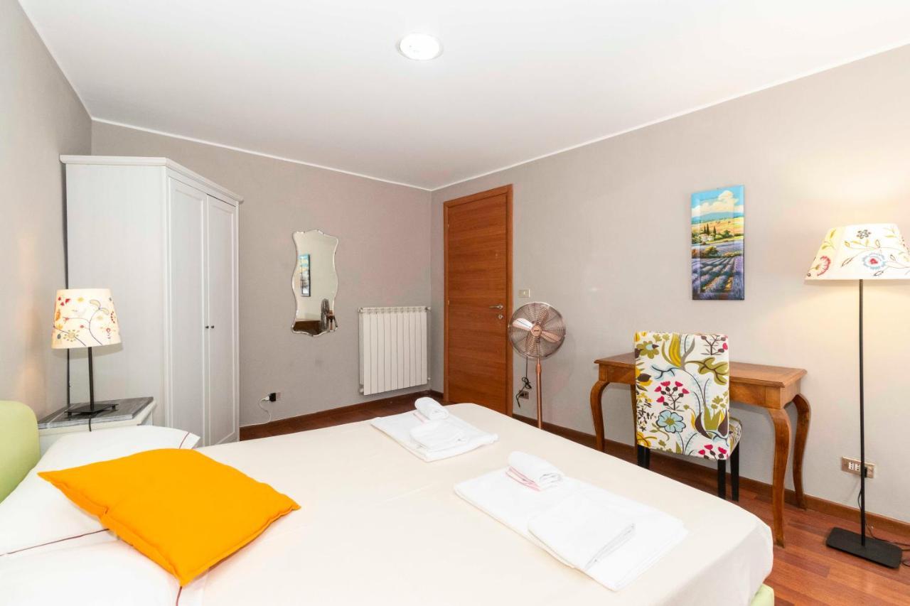 San Salvario Apt With Balcony ตูริน ภายนอก รูปภาพ